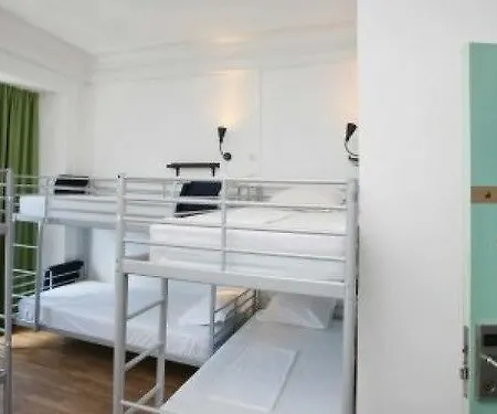 Albergue Goodmorning Solo Traveller *