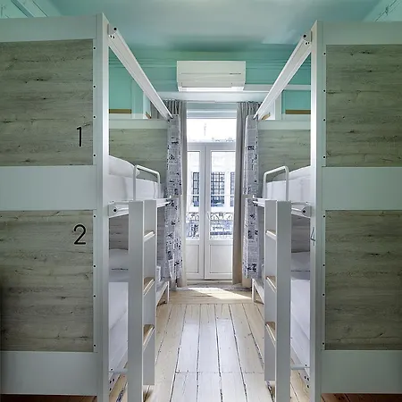 Goodmorning Solo Traveller Albergue Lisboa