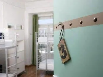 Goodmorning Solo Traveller Albergue Lisboa