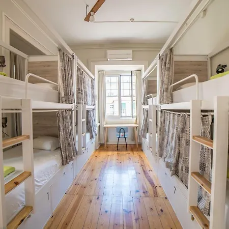 Albergue Goodmorning Solo Traveller Lisboa