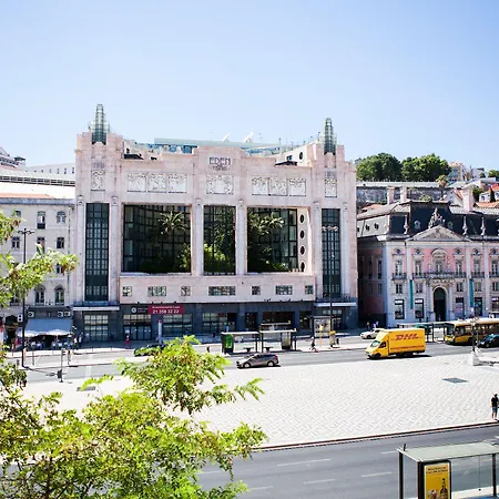 Goodmorning Solo Traveller אכסניה