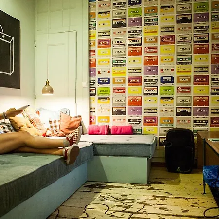 Goodmorning Solo Traveller ליסבון