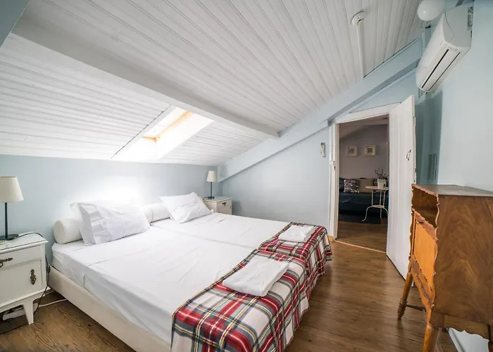 Goodmorning Solo Traveller Hostel *