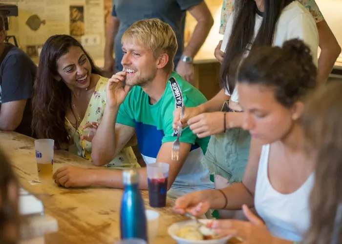 אכסניה Goodmorning Solo Traveller