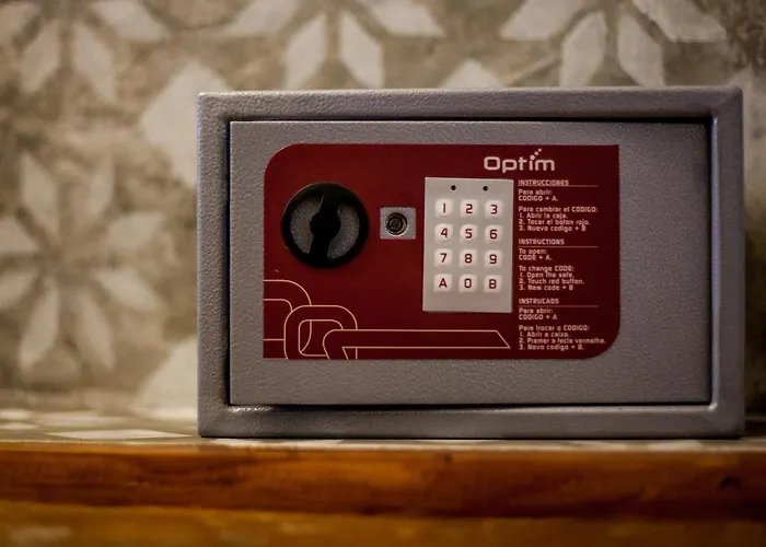 Goodmorning Solo Traveller אכסניה *