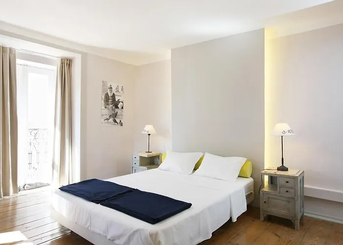 ホステル Goodmorning Solo Traveller *